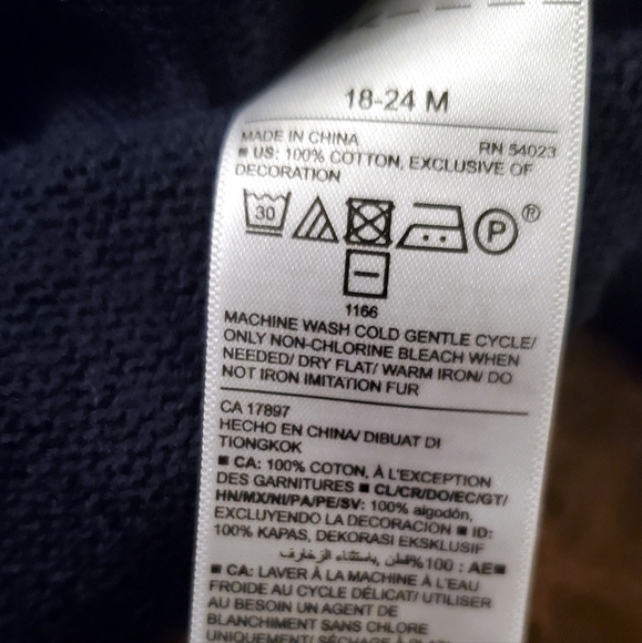 5/25 Old Navy Navy Blue Sweater with pink heart 18-24 mo - Picture 6 of 6